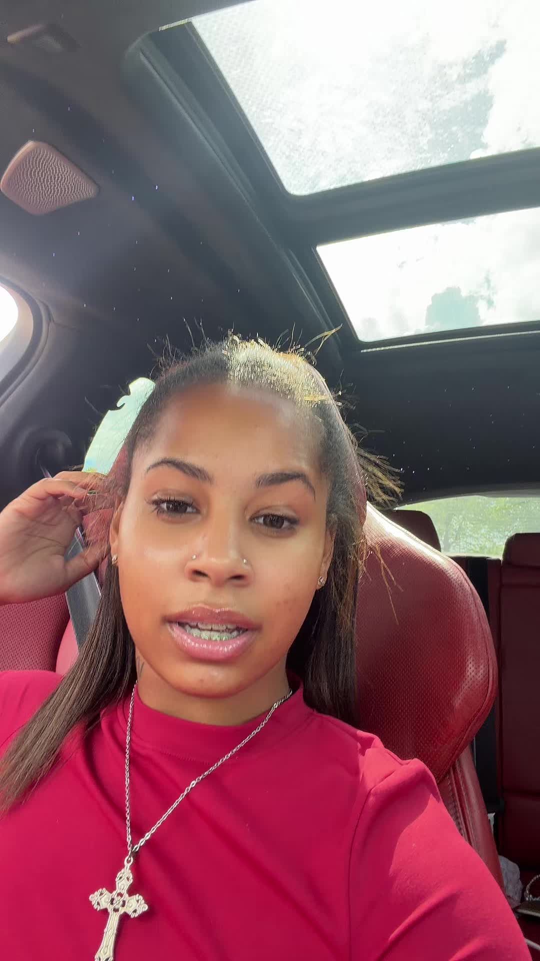@NiyaaaDenee💕