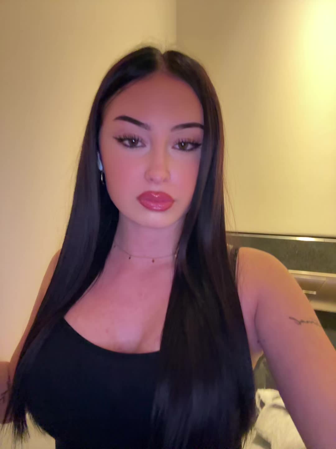@emelayaaa