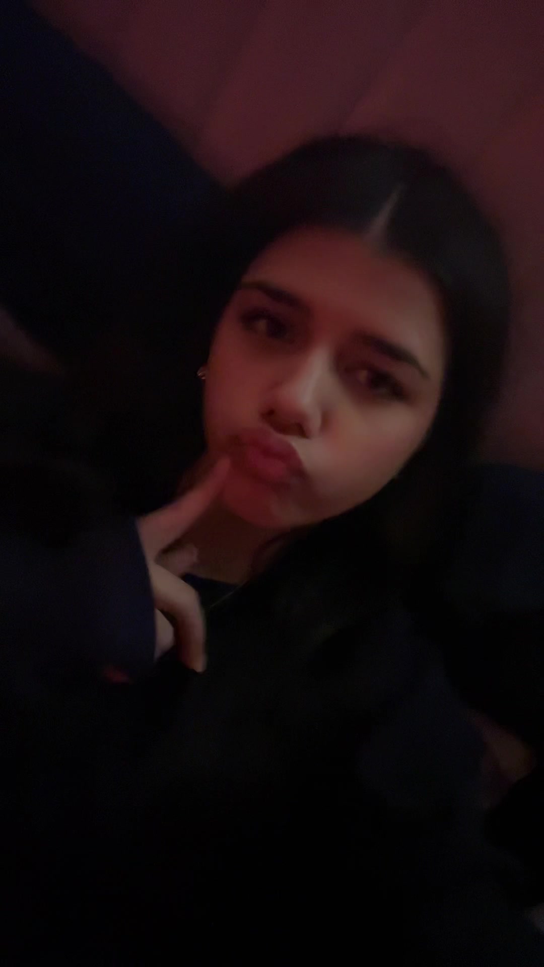 @ariskii 𖣂