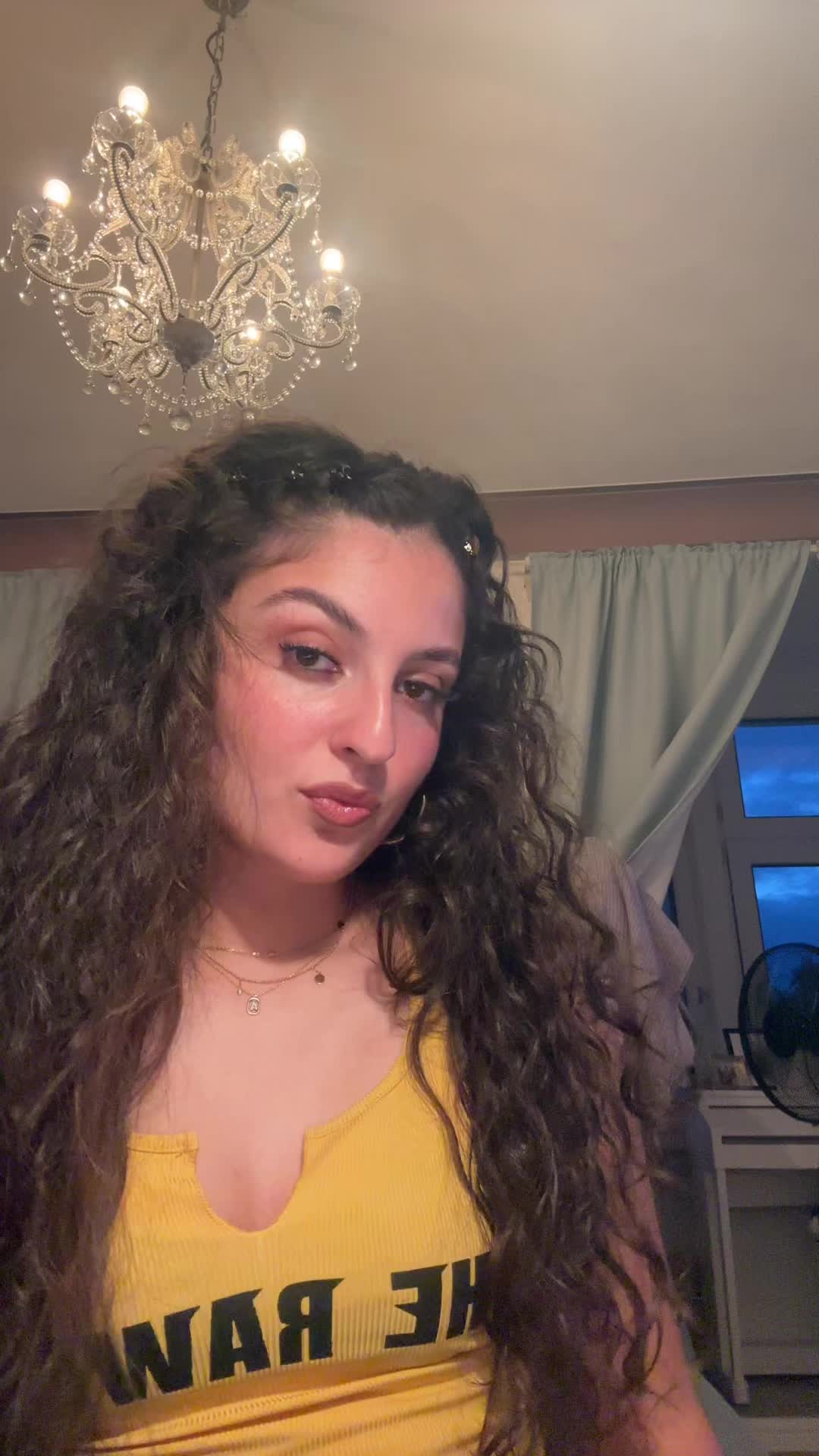 @anisa