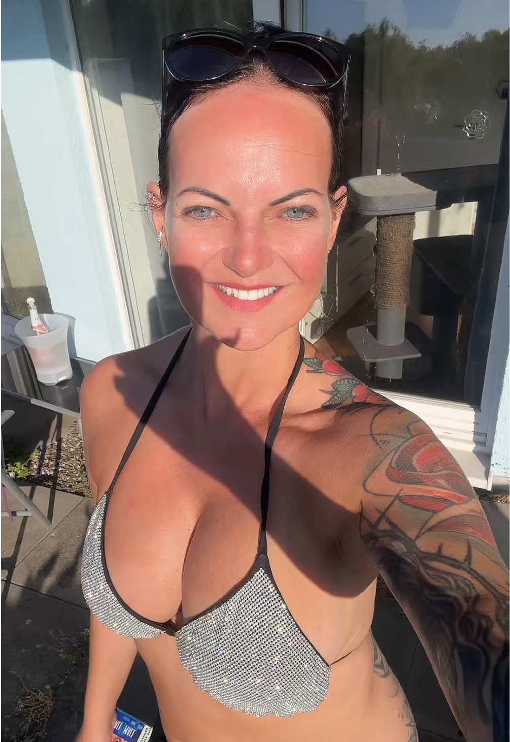 @Con_nelsen