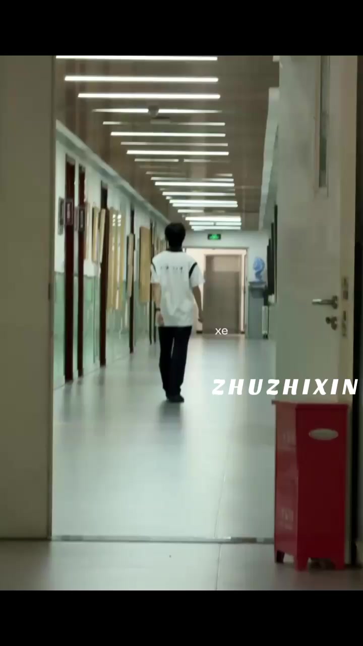 @⋆˚࿔𝒁𝒉𝒖𝒁𝒉𝒊𝑿𝒊𝒏𝜗𝜚˚⋆