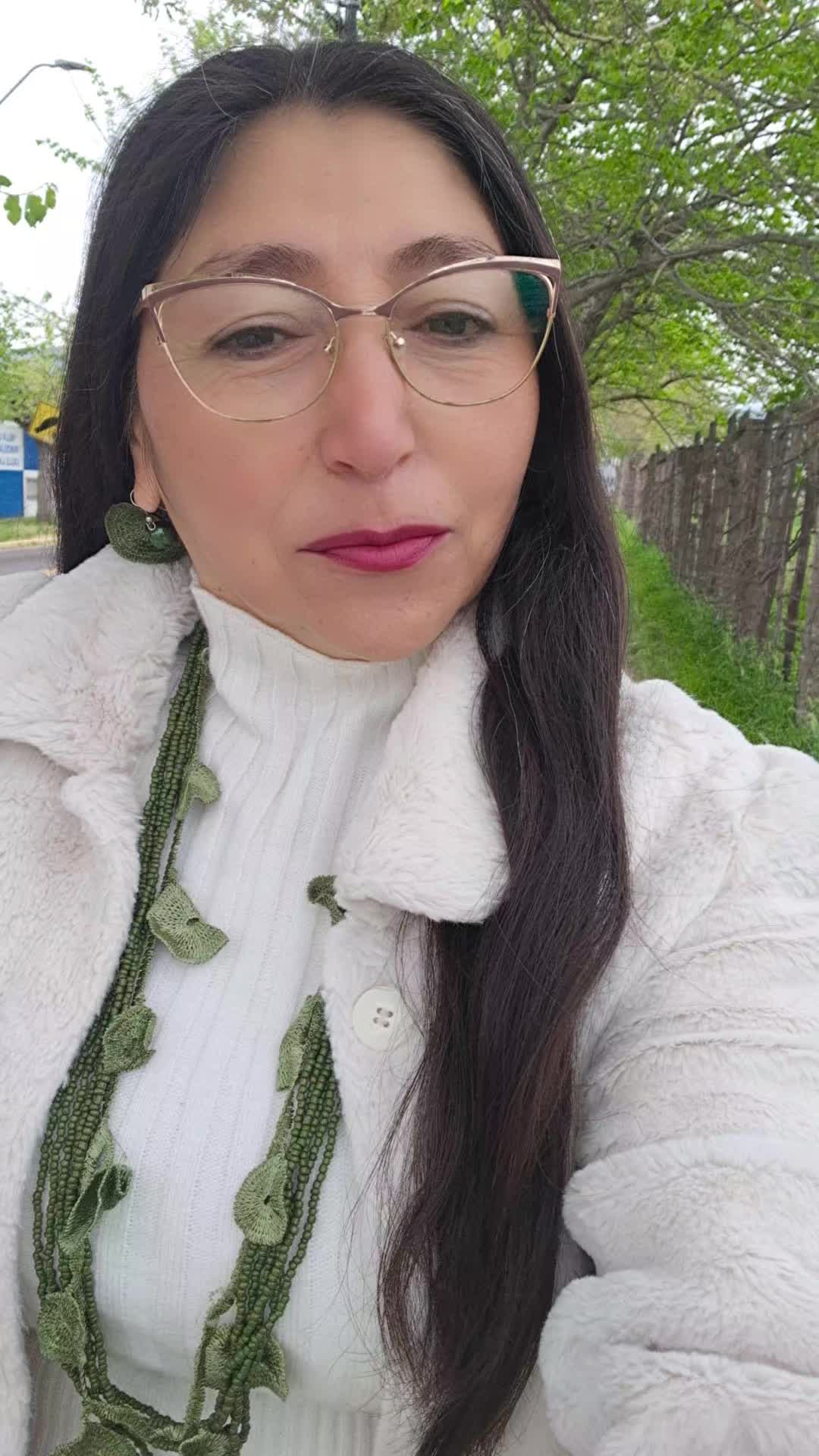 @⚘️⚘️ TU DAMA DE HIERRO ⚘️⚘️
