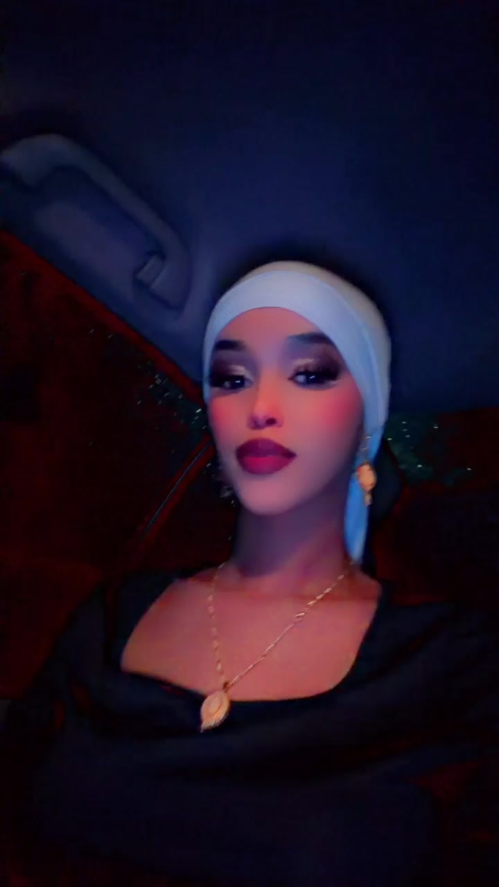 @Queen👸Manaal❤️