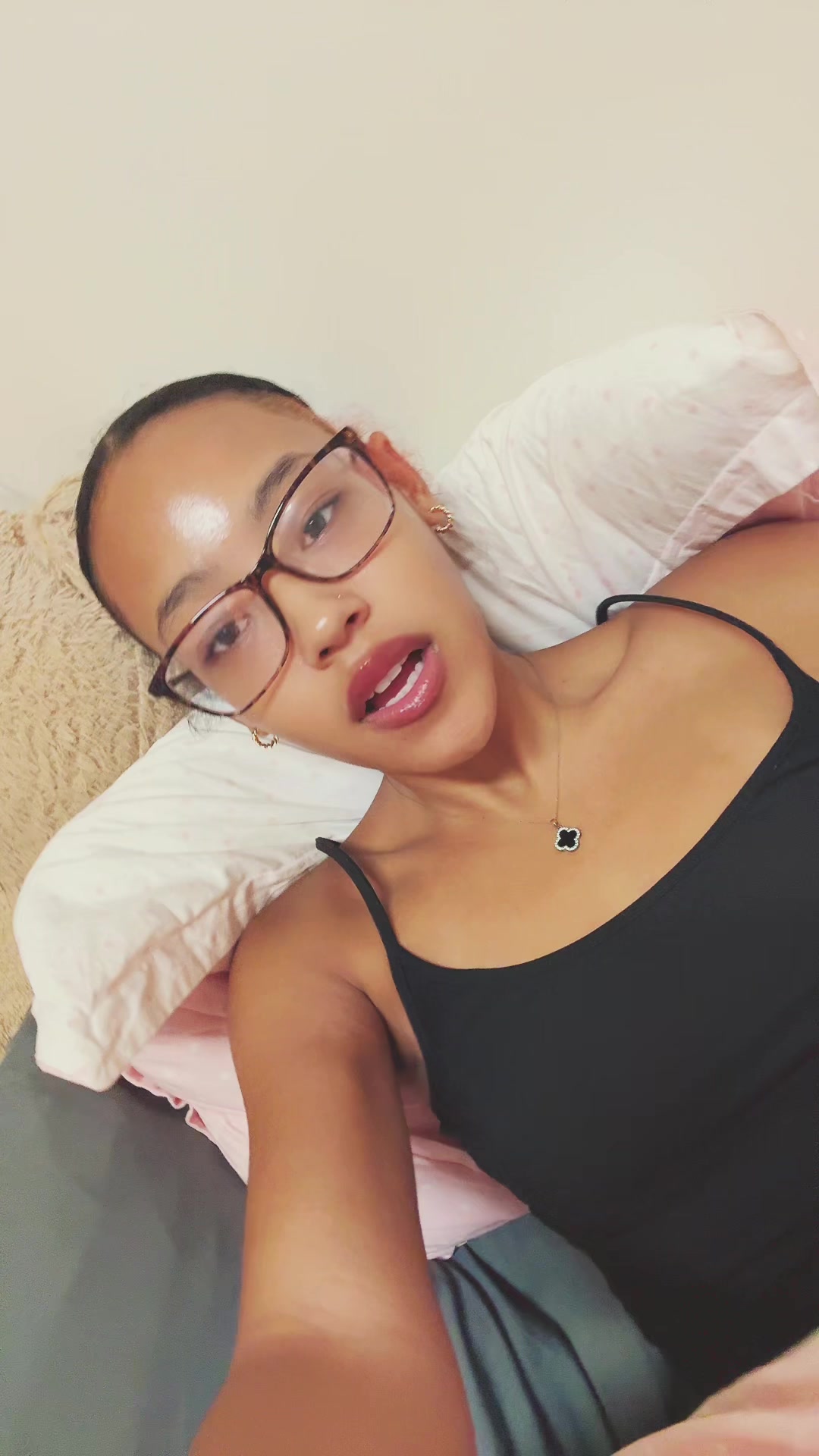 @😜😜