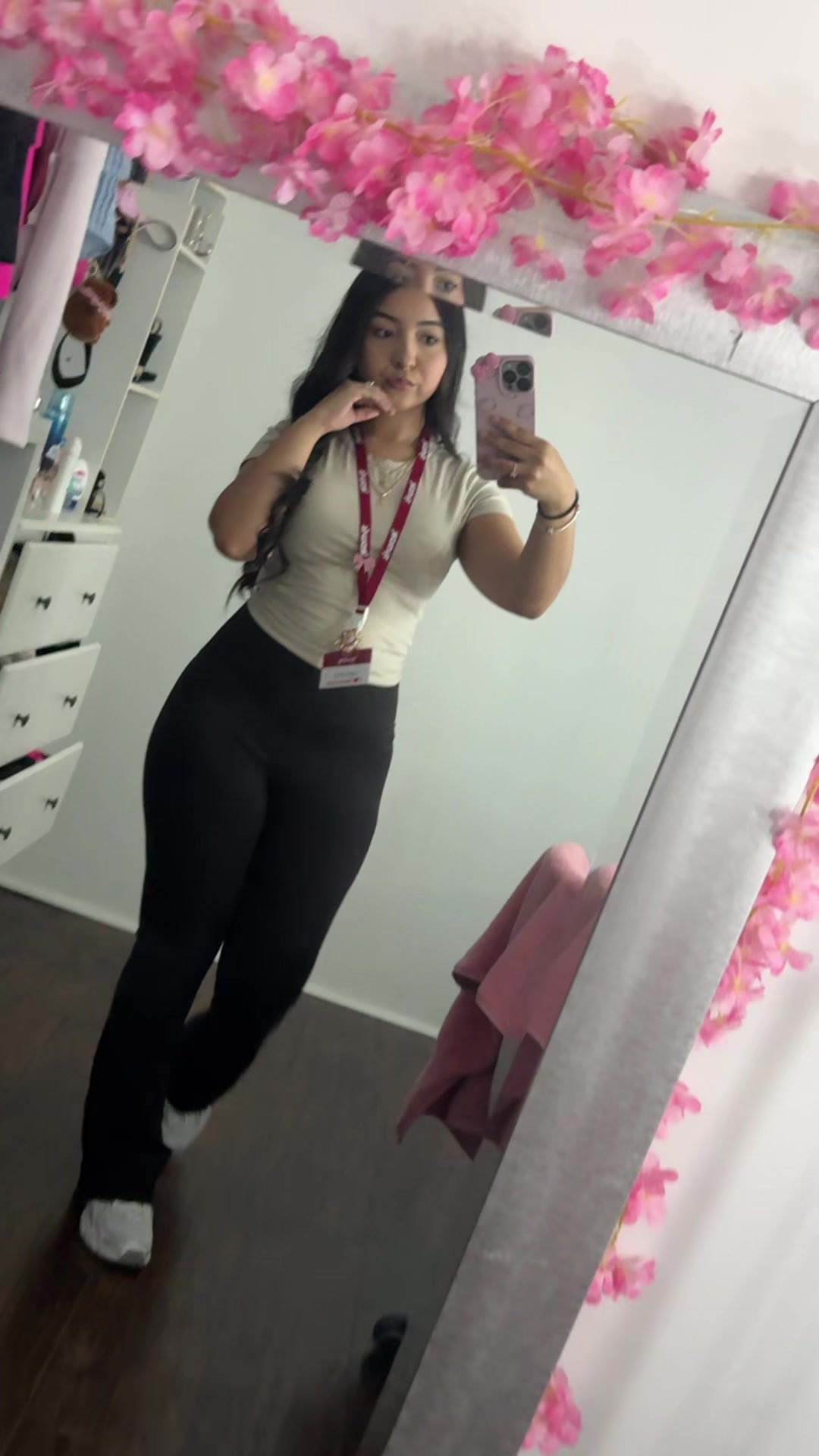 @nailsbydamarys