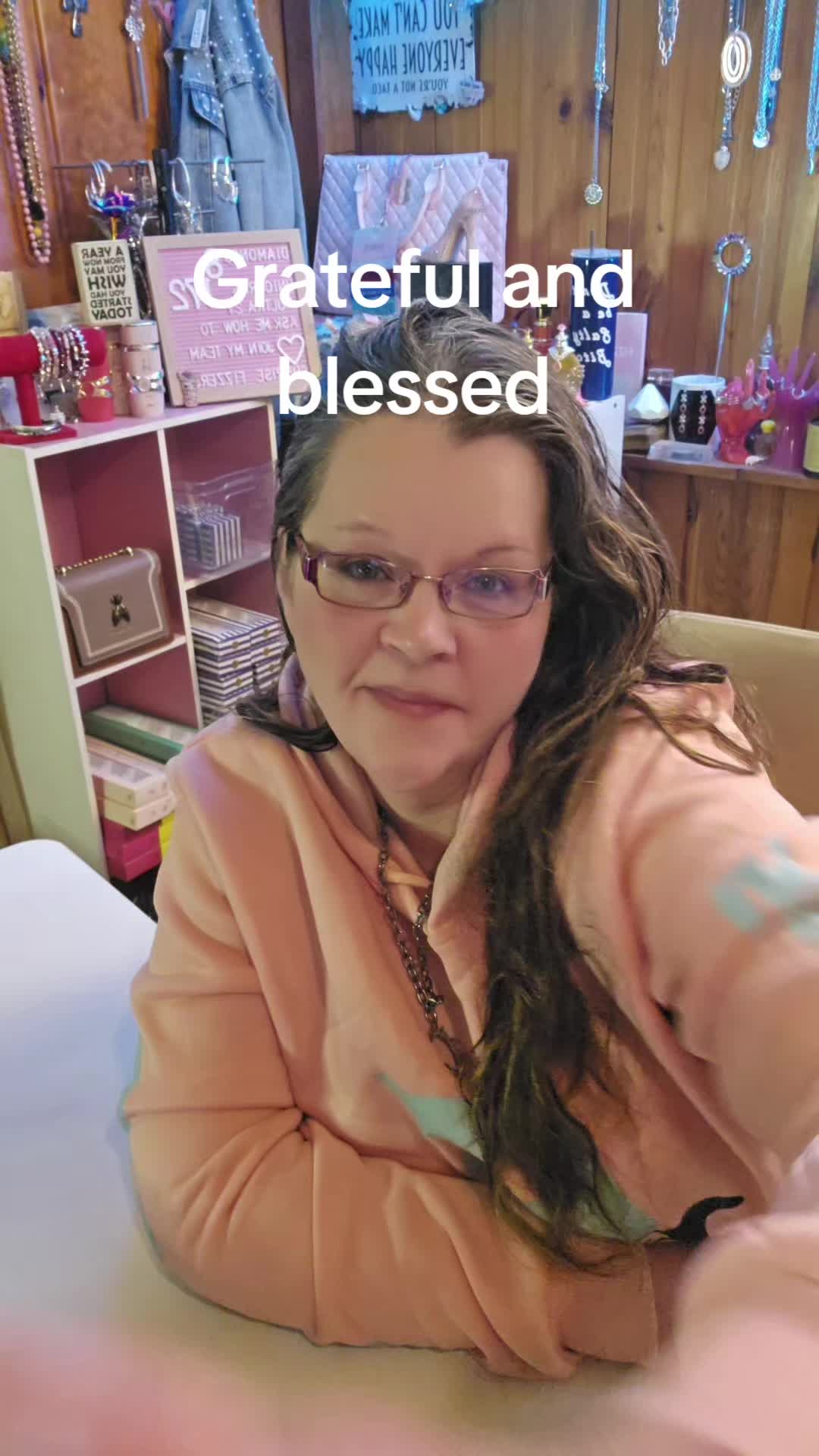 @BoyMomFizzySunrise 💞