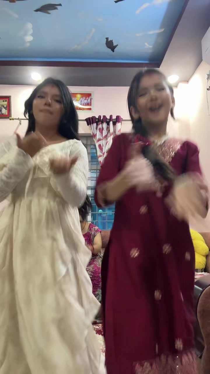 @SarishaBhari 🌷🌷