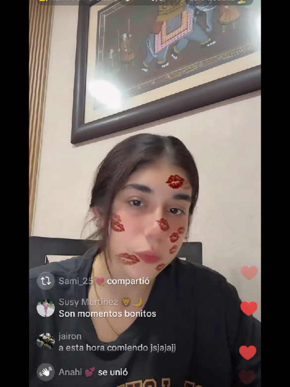 @AniEli