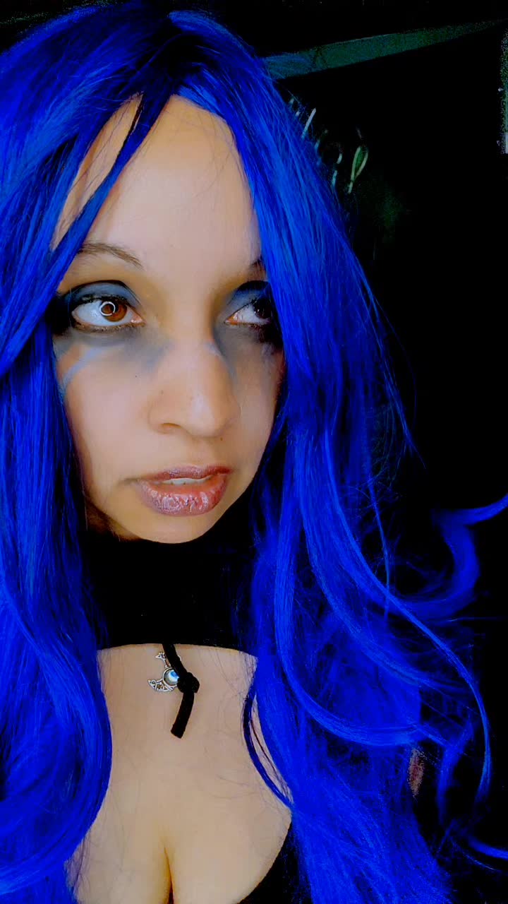 @Luna Wolf Goddess