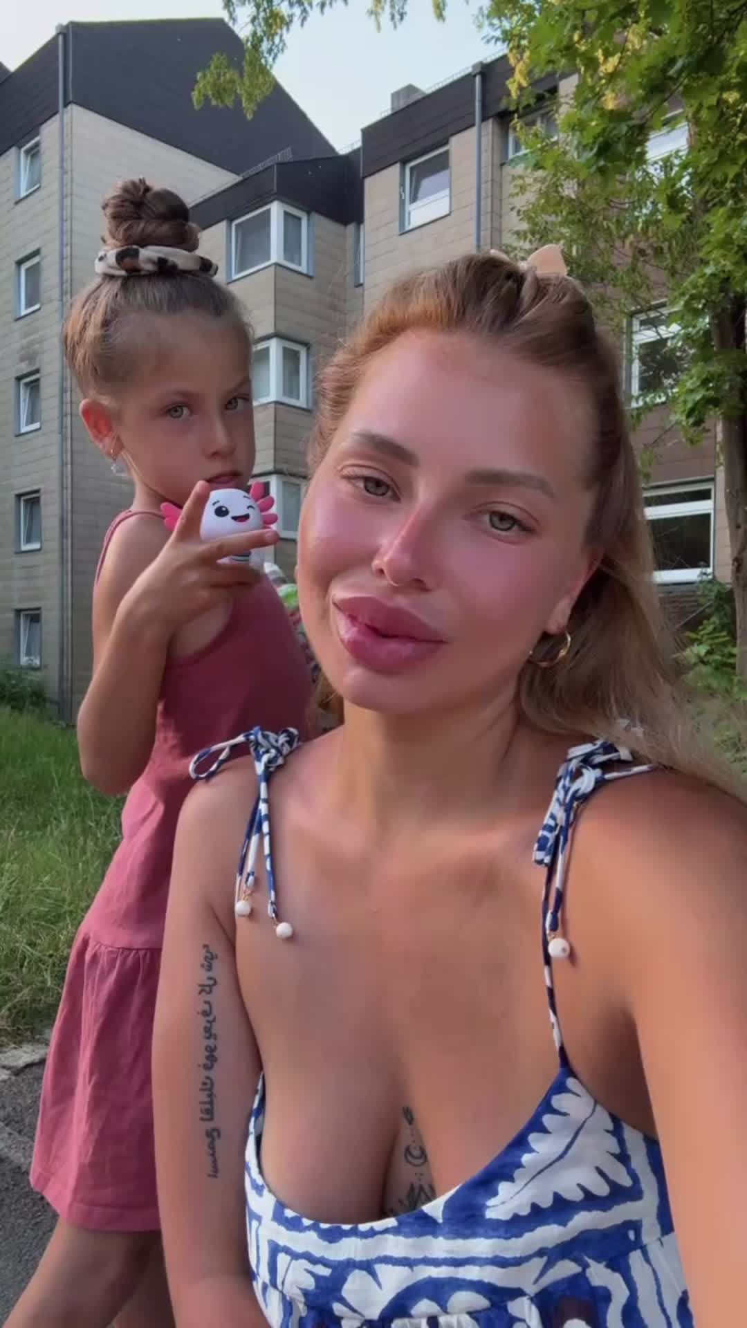 @YourFavF
