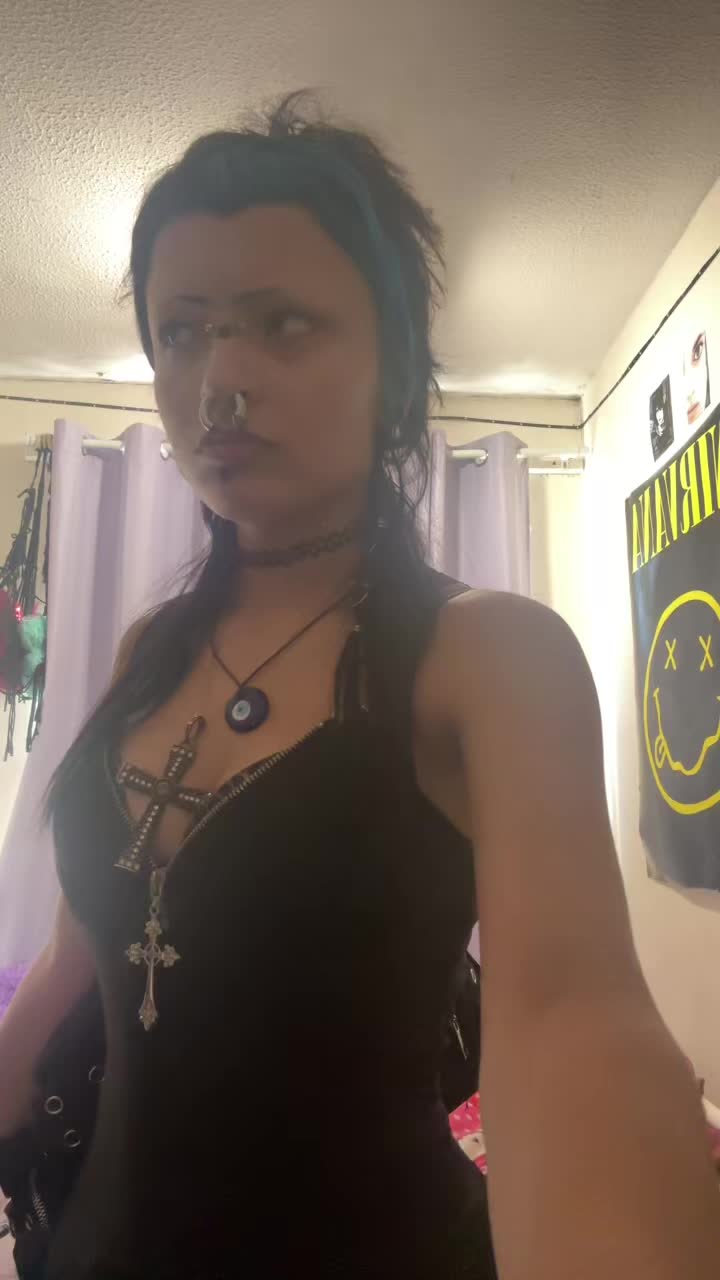 @Meg🦇