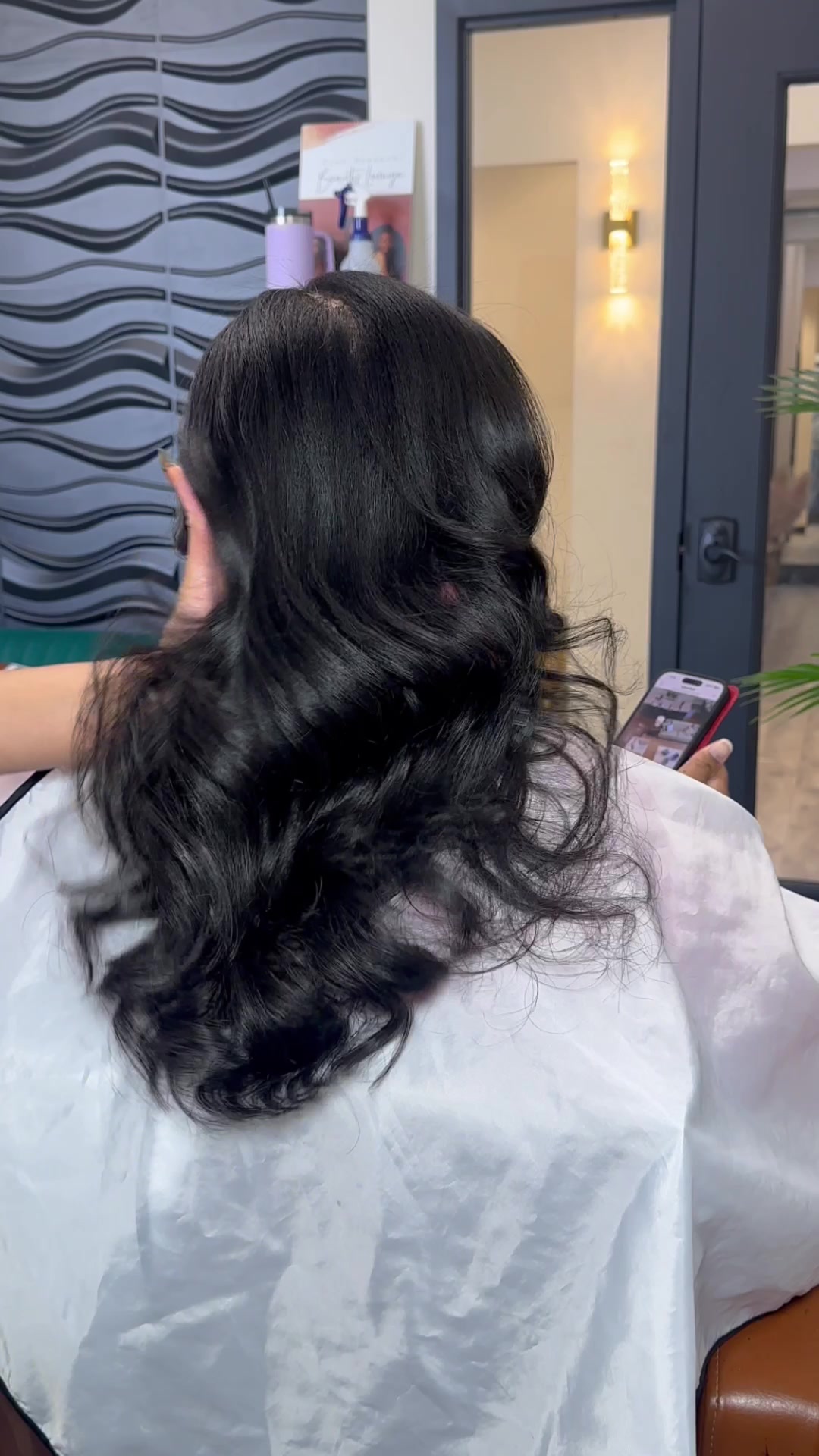 @TrueEssence_BeautyLounge
