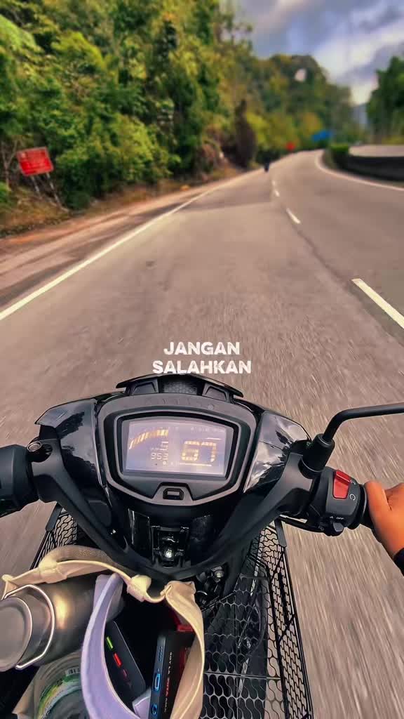 @bukanFatin