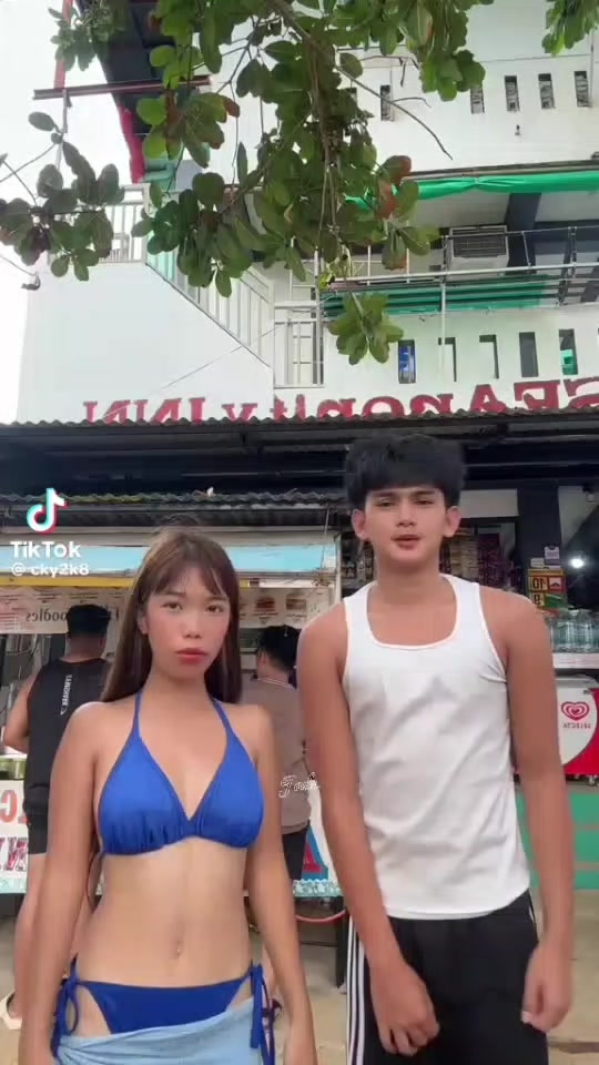 @Jade๐ข