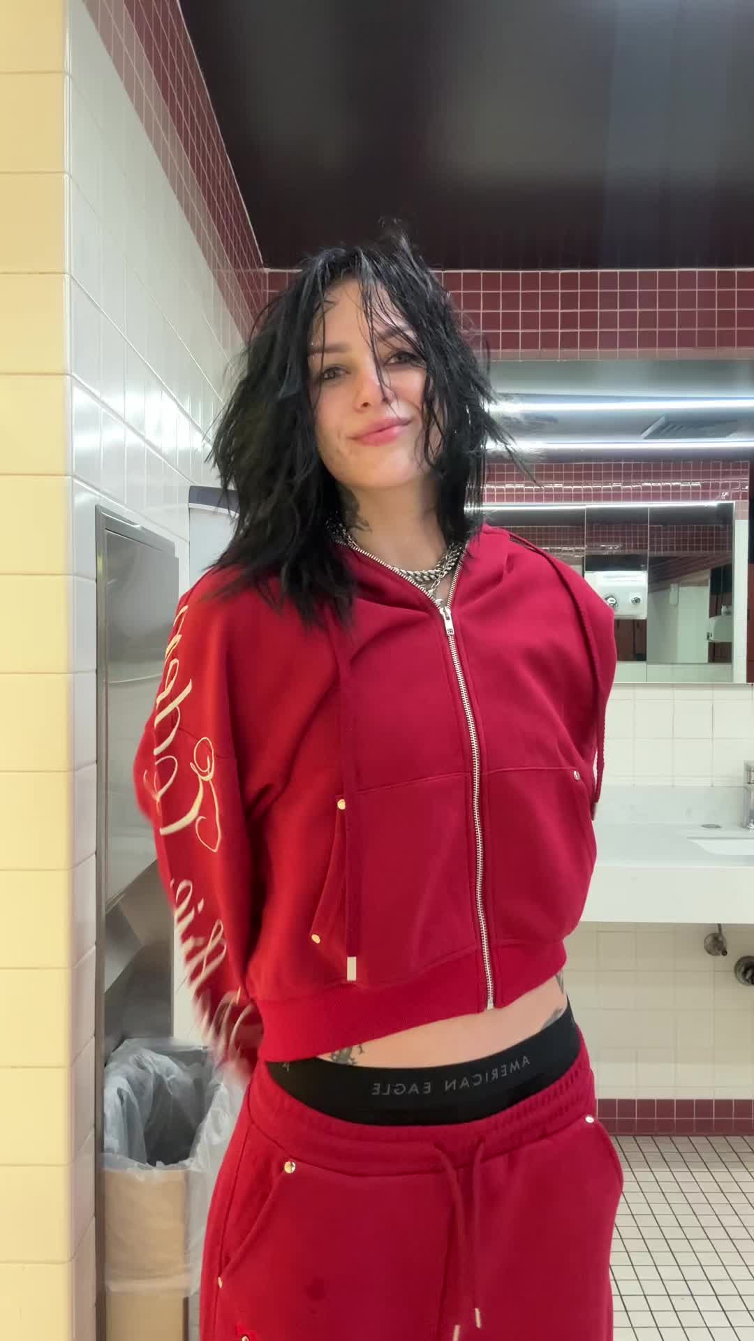 @notjustang