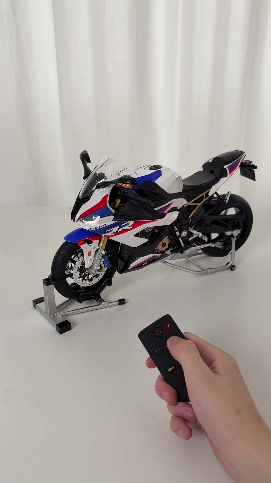 @Nikola Toy