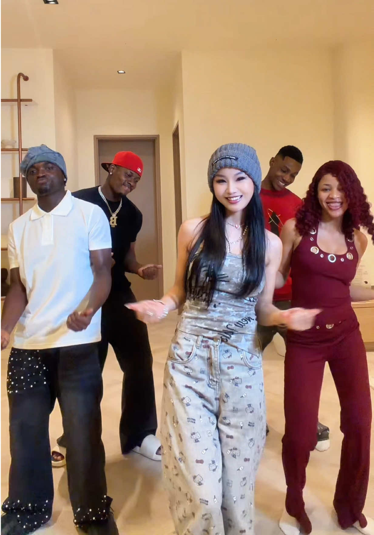 @Meiqi Liu🇨🇳🇳🇬