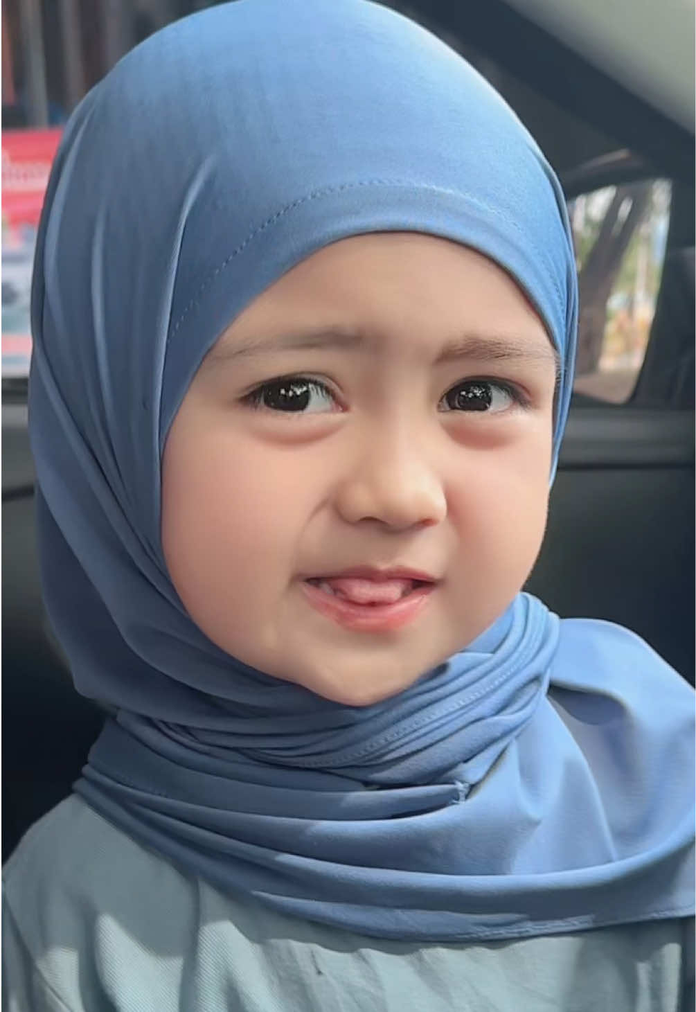 @Ig : @adeliazahraalvina