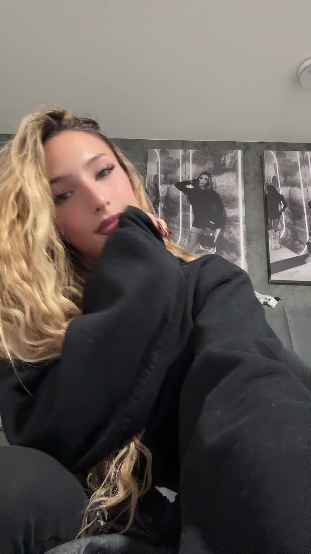@Sunny Christina Clipz
