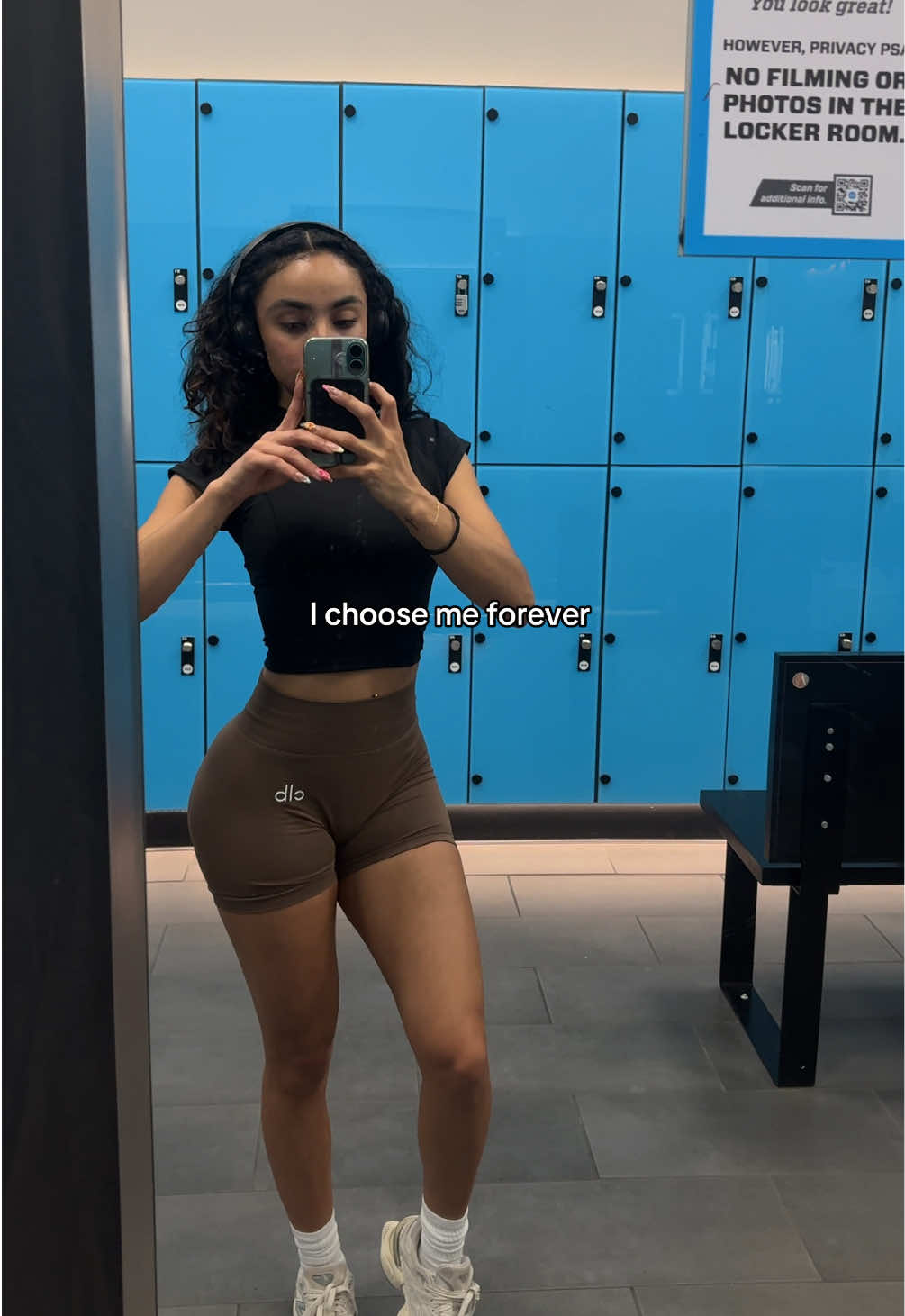 @Lala 🤍