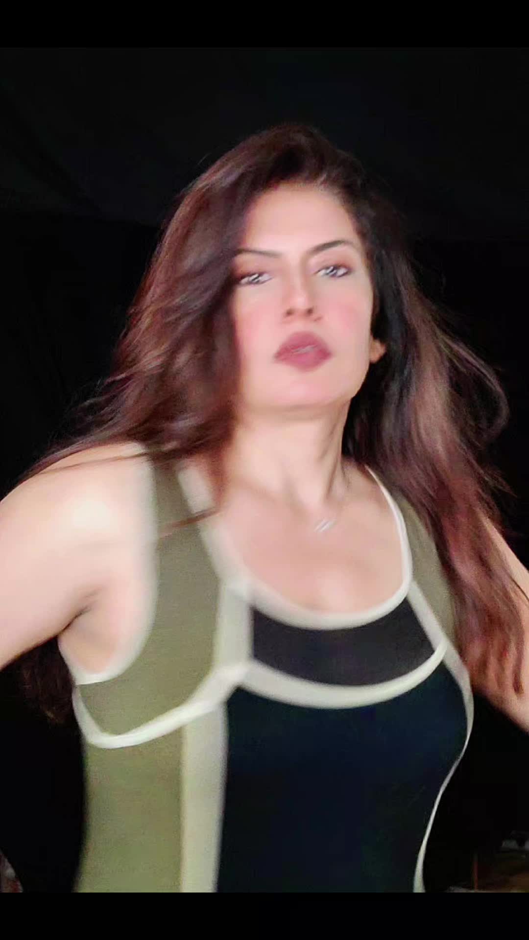 @Saaakshi