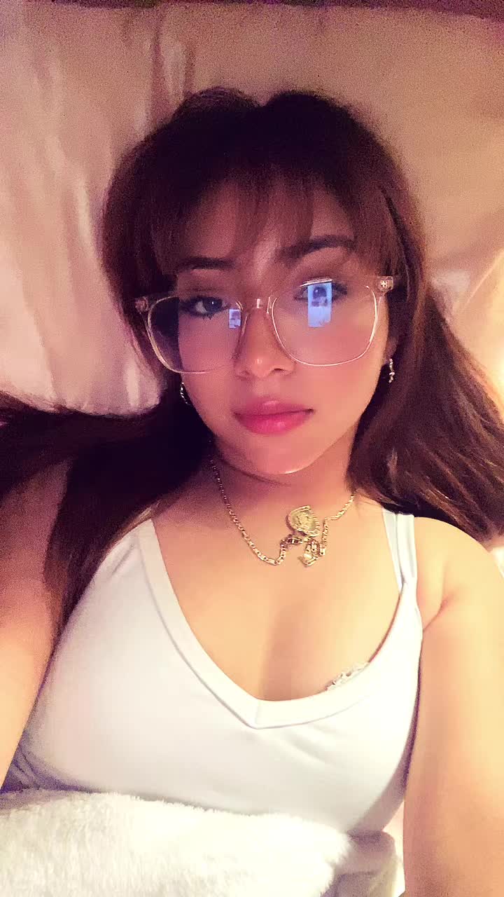 @<3