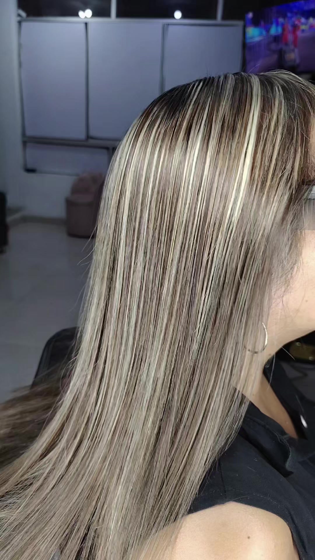 @Izel color