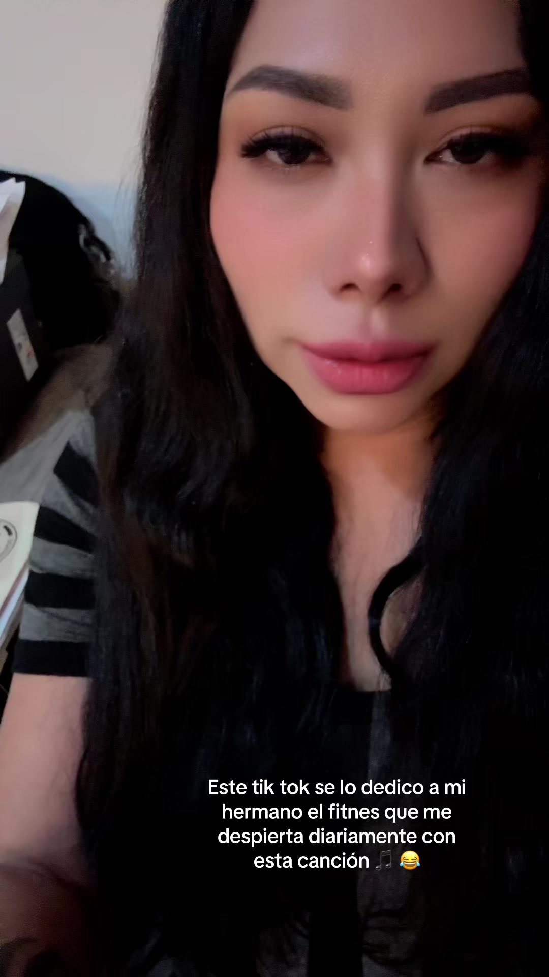 @vivianadeshell