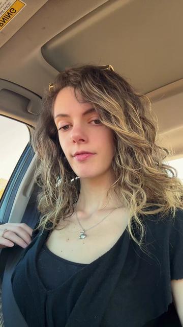 @Summer🌻