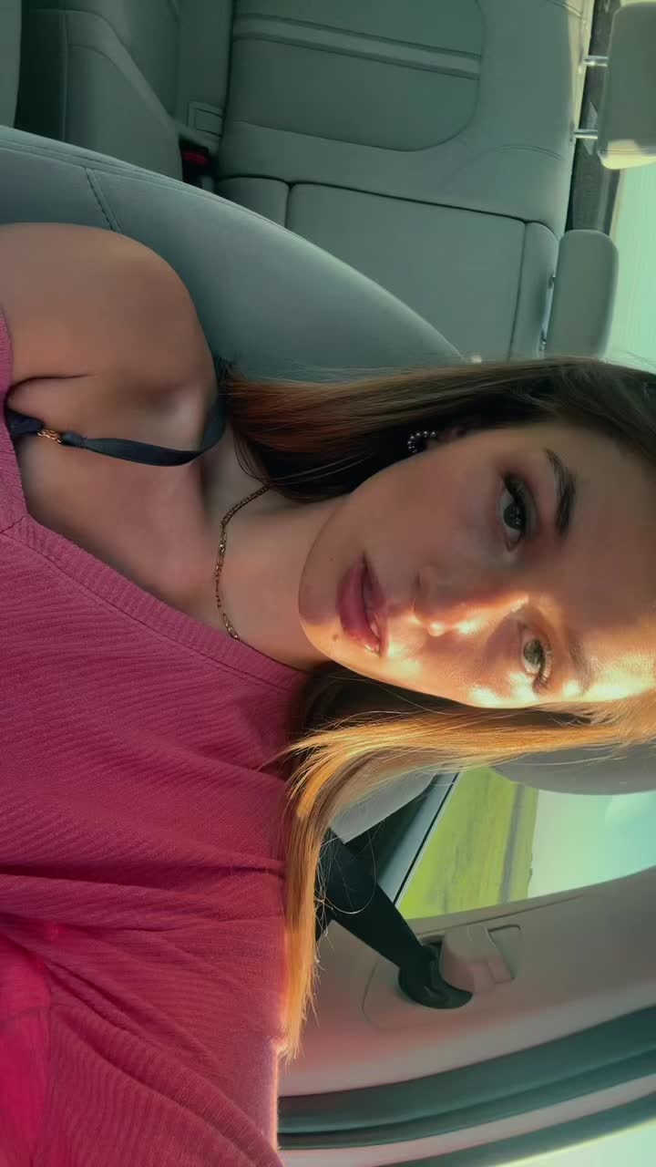 @JustOneLook-XO