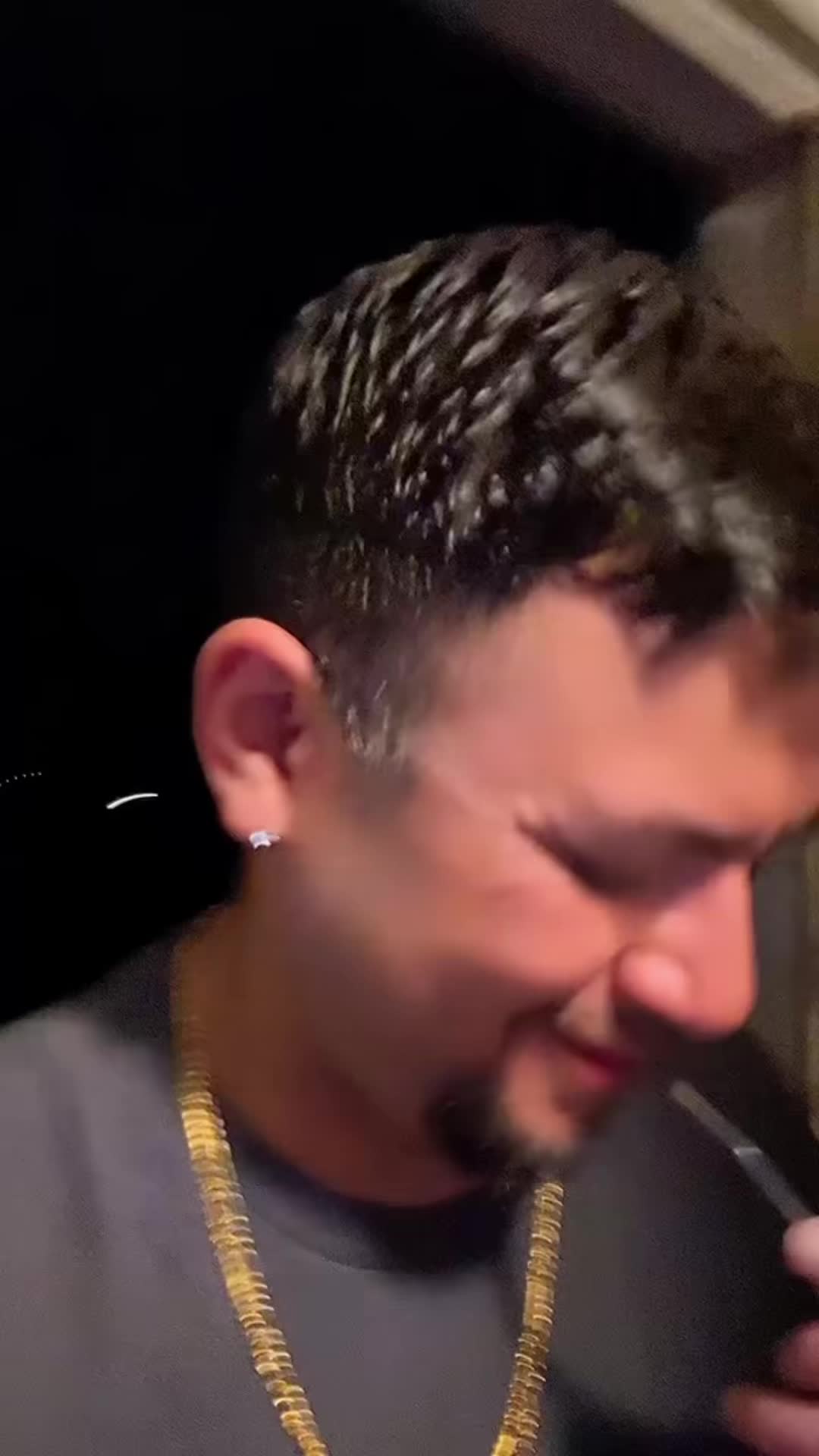 @RJ