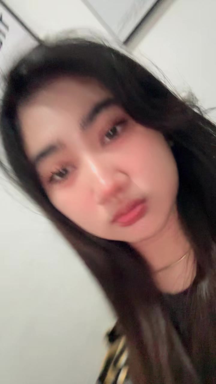 @F🫧