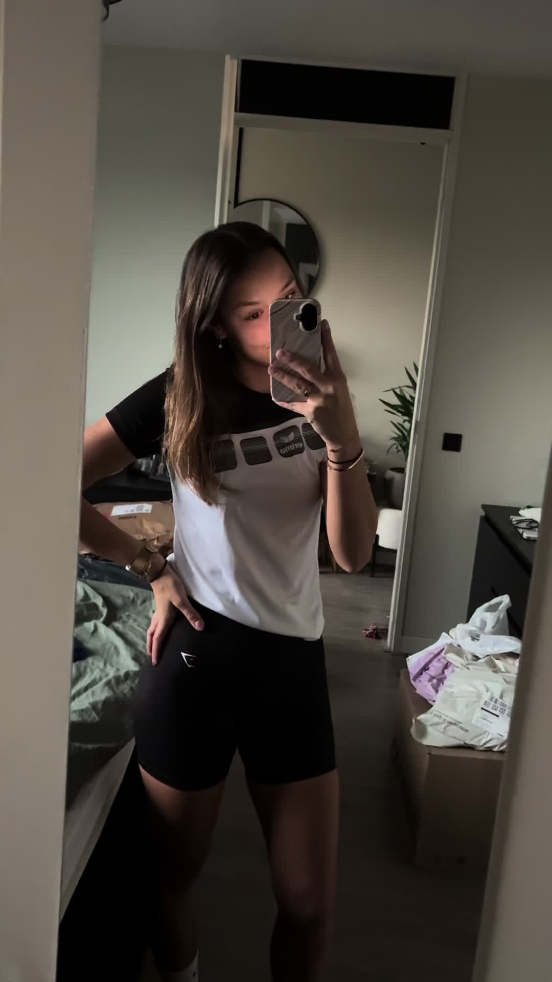 @annelie.dk