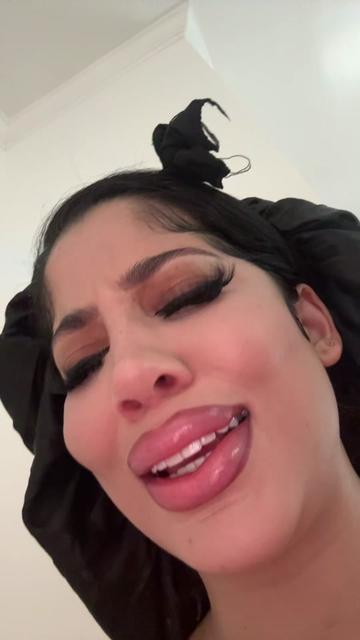 @Nadia Ali 🇵🇰