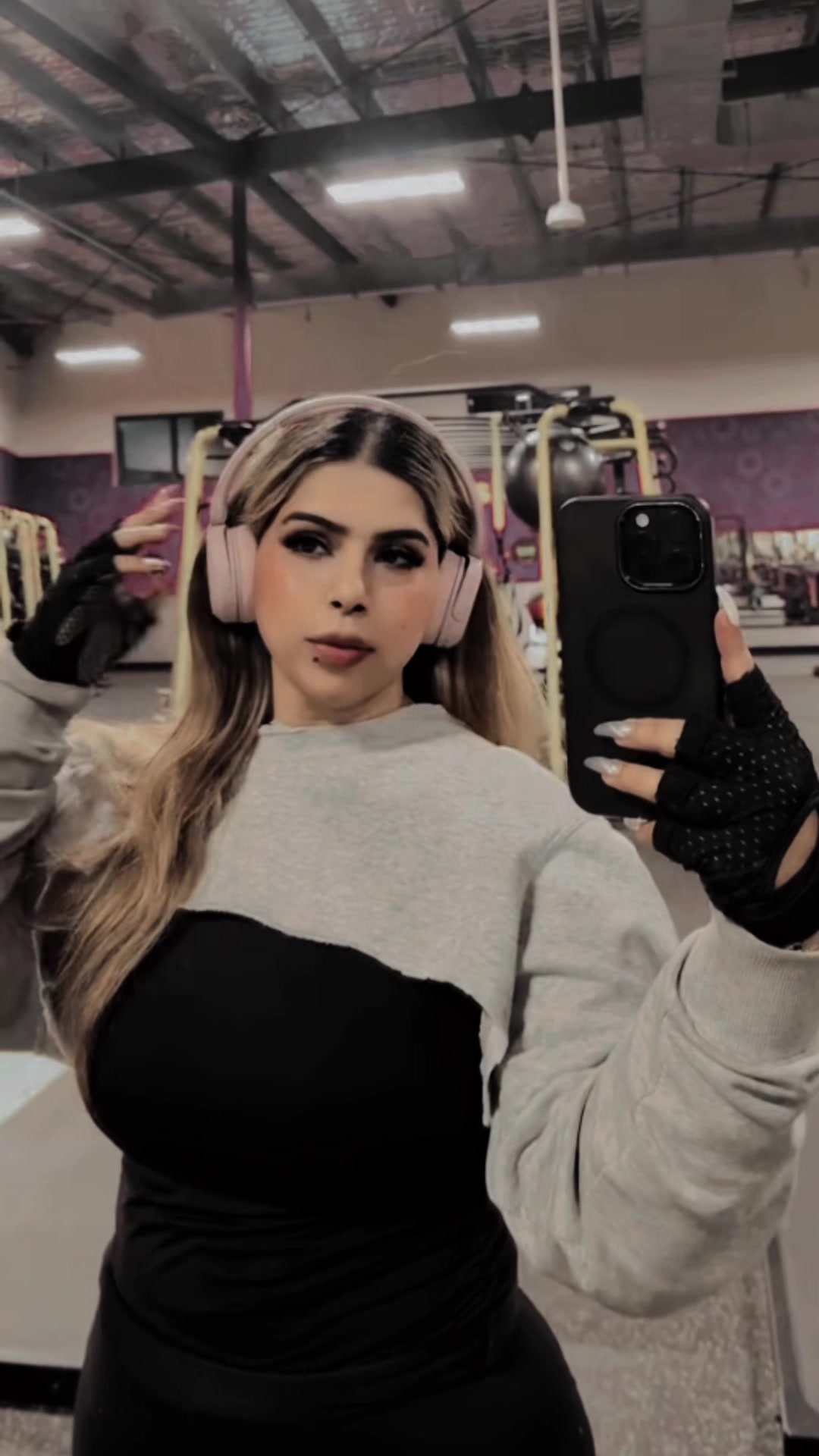 @gulabiqn