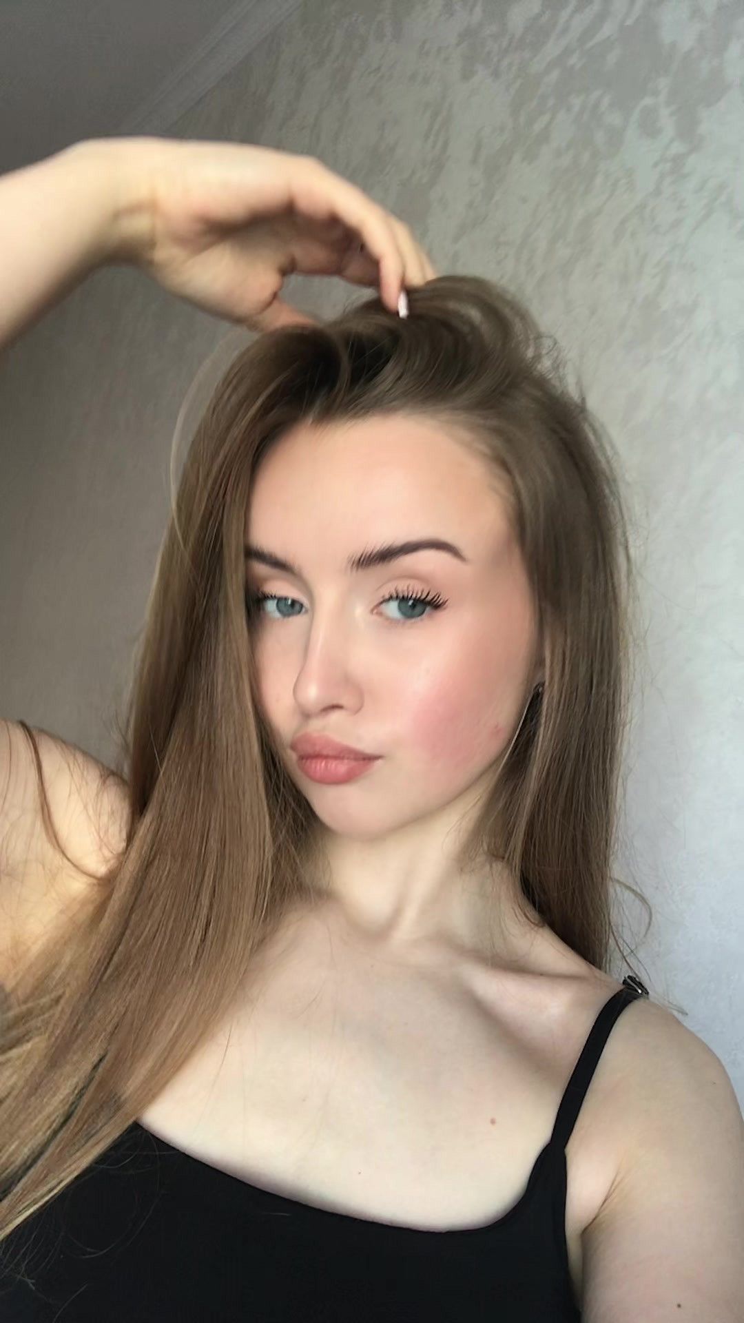 @К