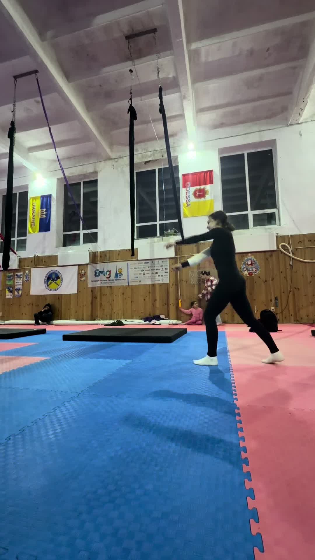 @М🪽