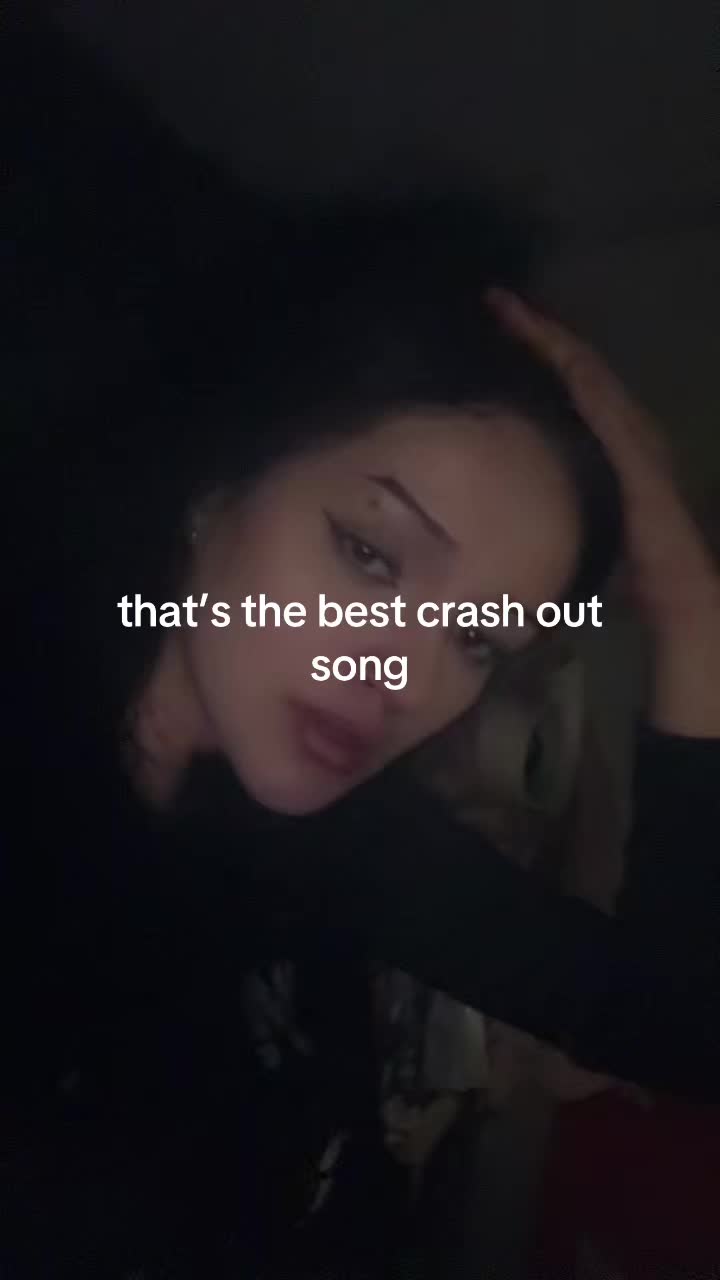@𖣂