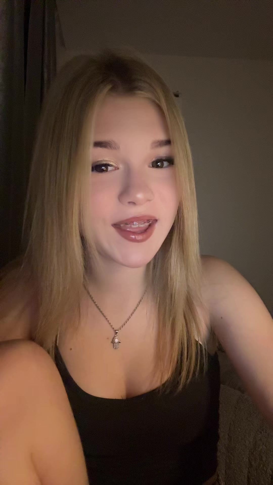 @евкис