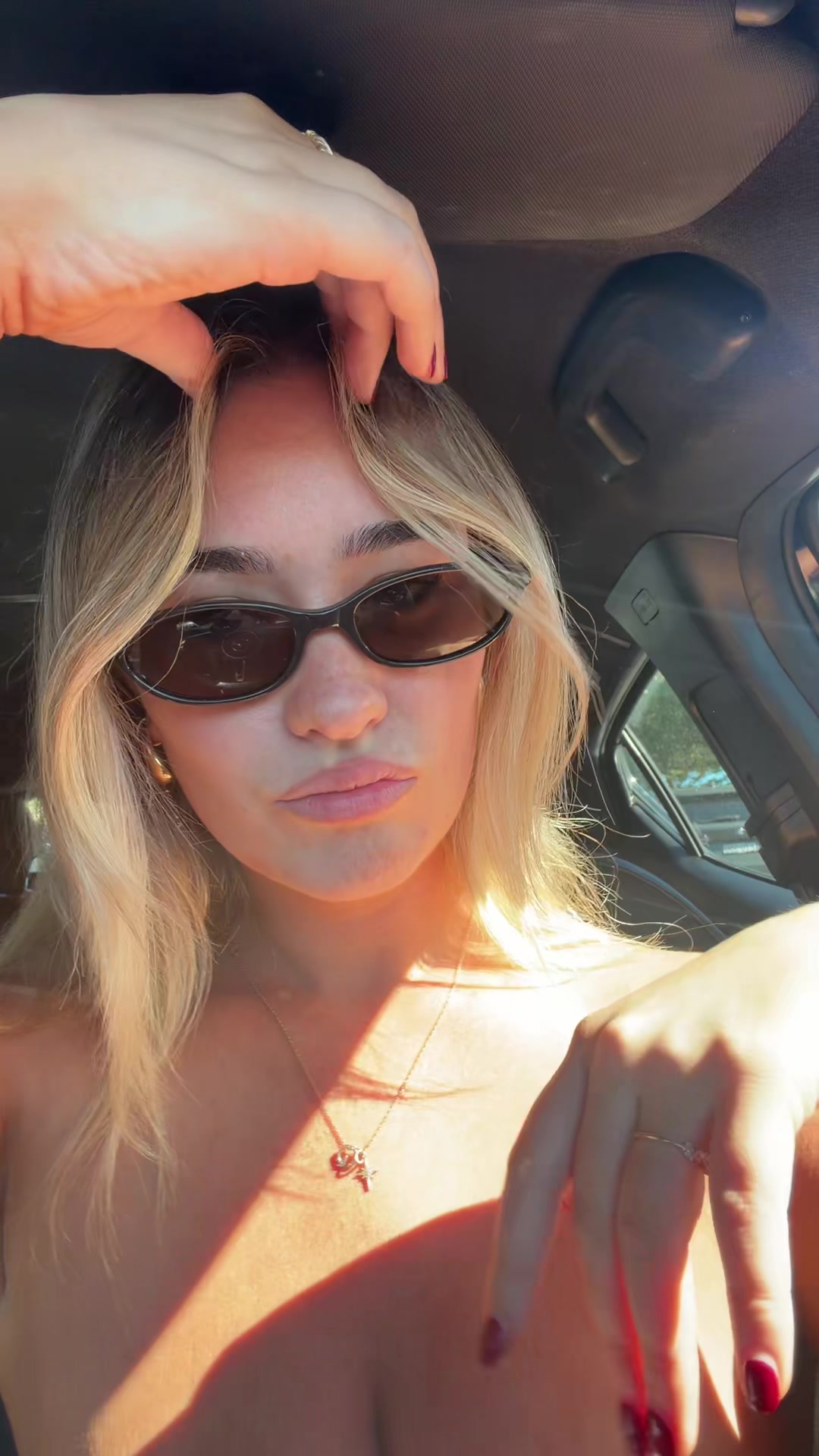 @queen of tik tok