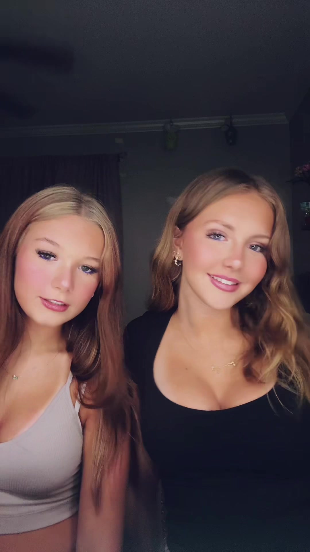 @uhrm079