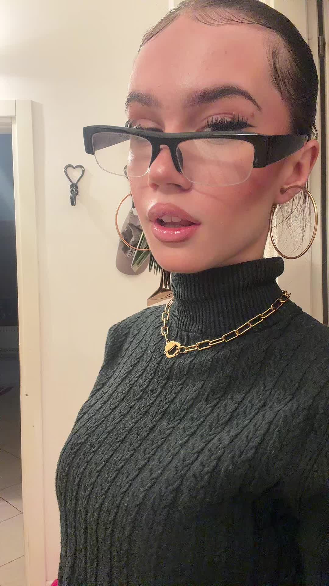 @anna⛹🏻♀️🪭