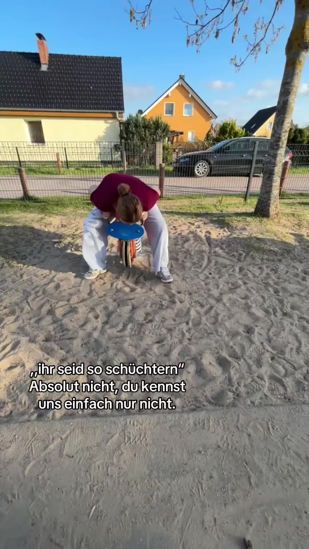 @🫐
