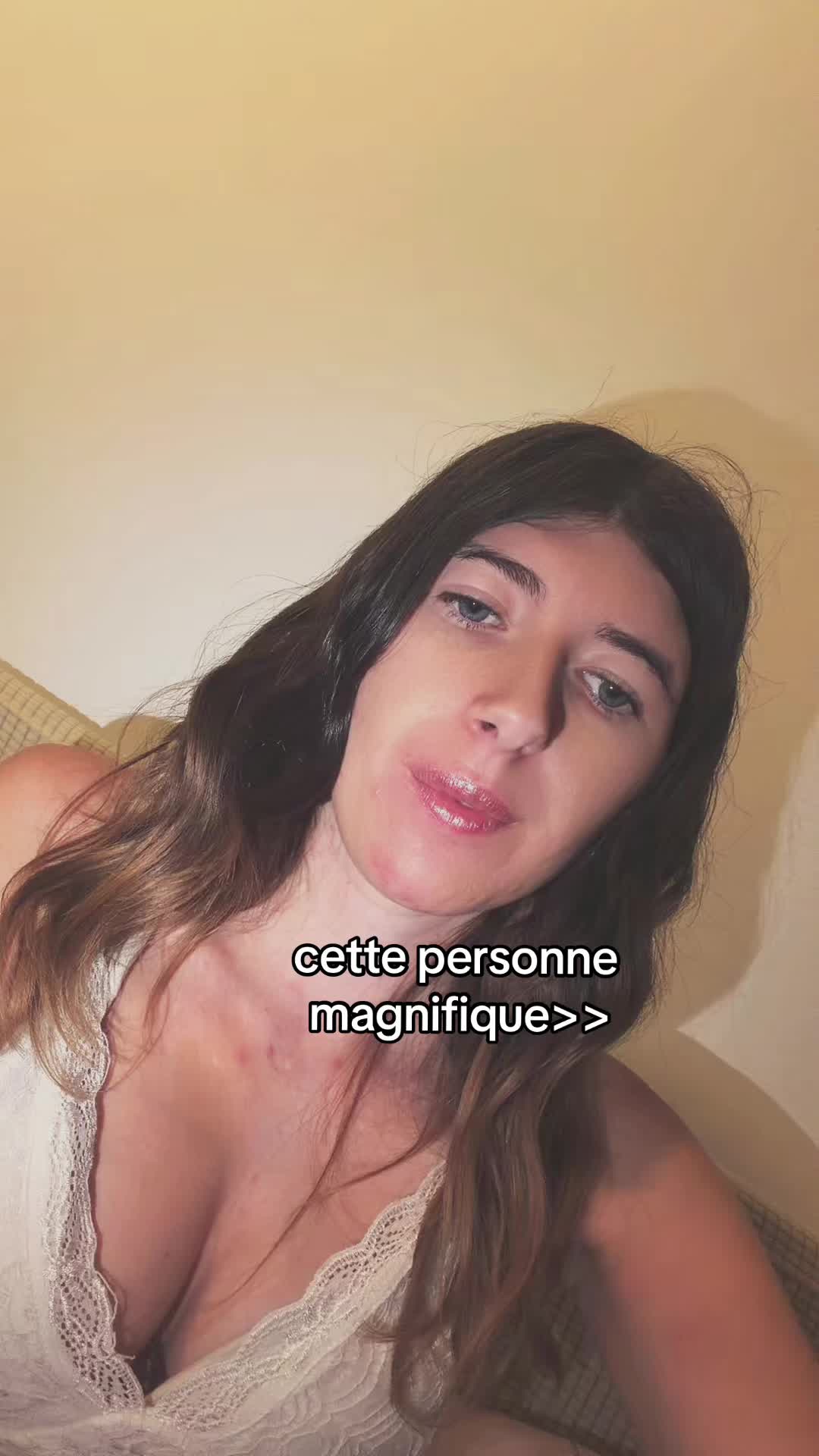 @Julie🩷🦁