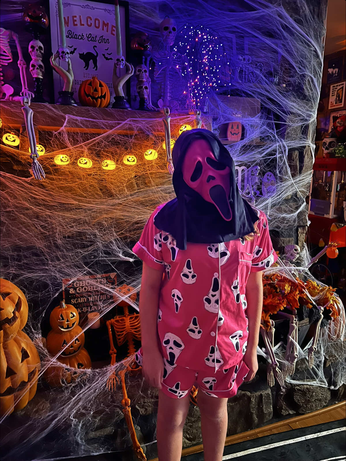 @Spooky Sara🦇🎃