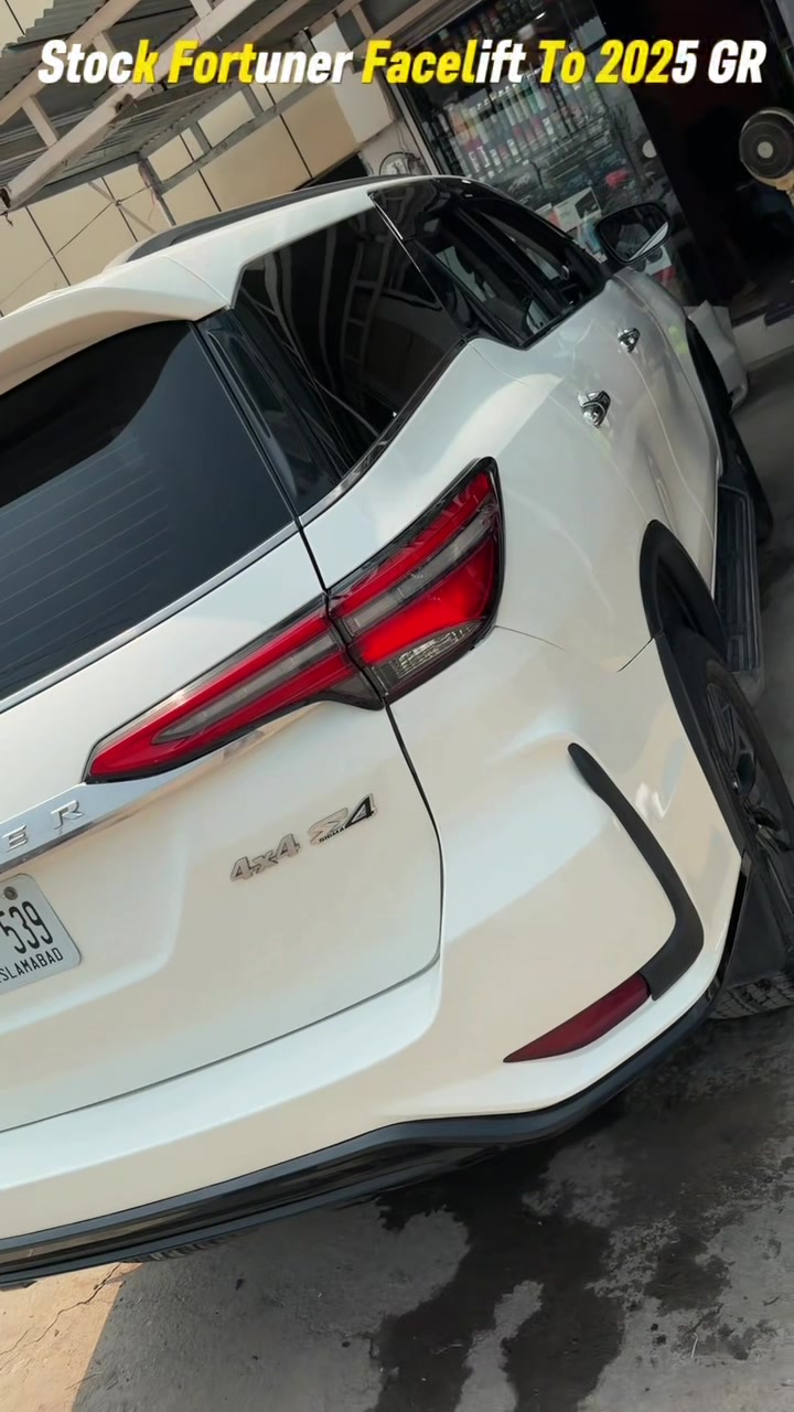 @Shoukat Autos (Peshawar)