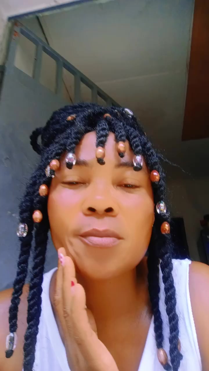 @zuku 225 Ghislaine🛡️🛡️🛡️