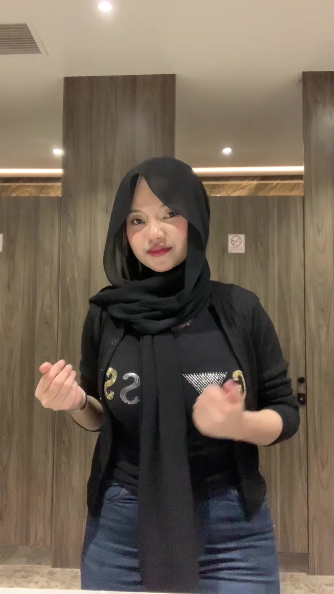 @bebe ๐ฆข