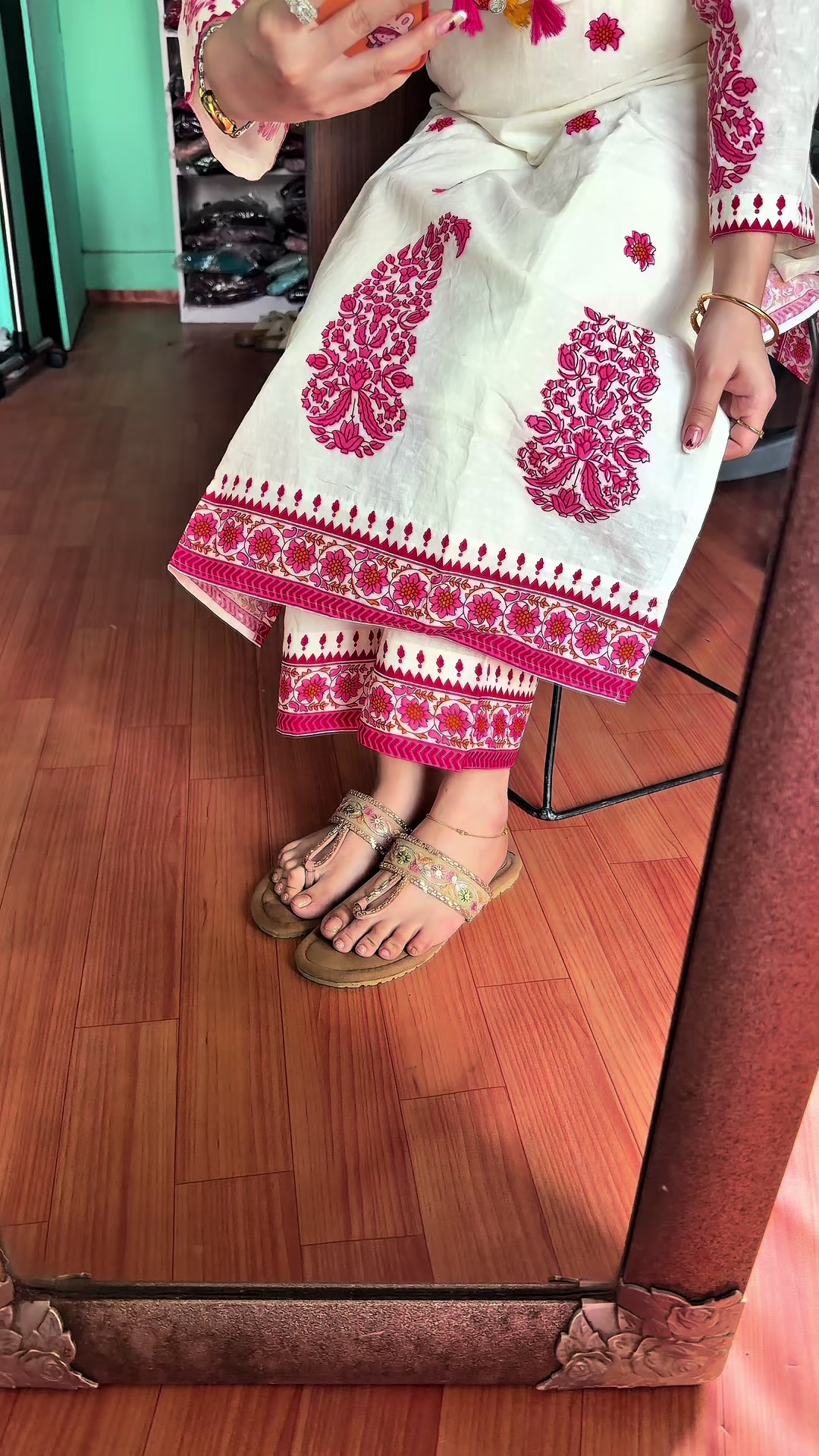 @AashmaCollection123
